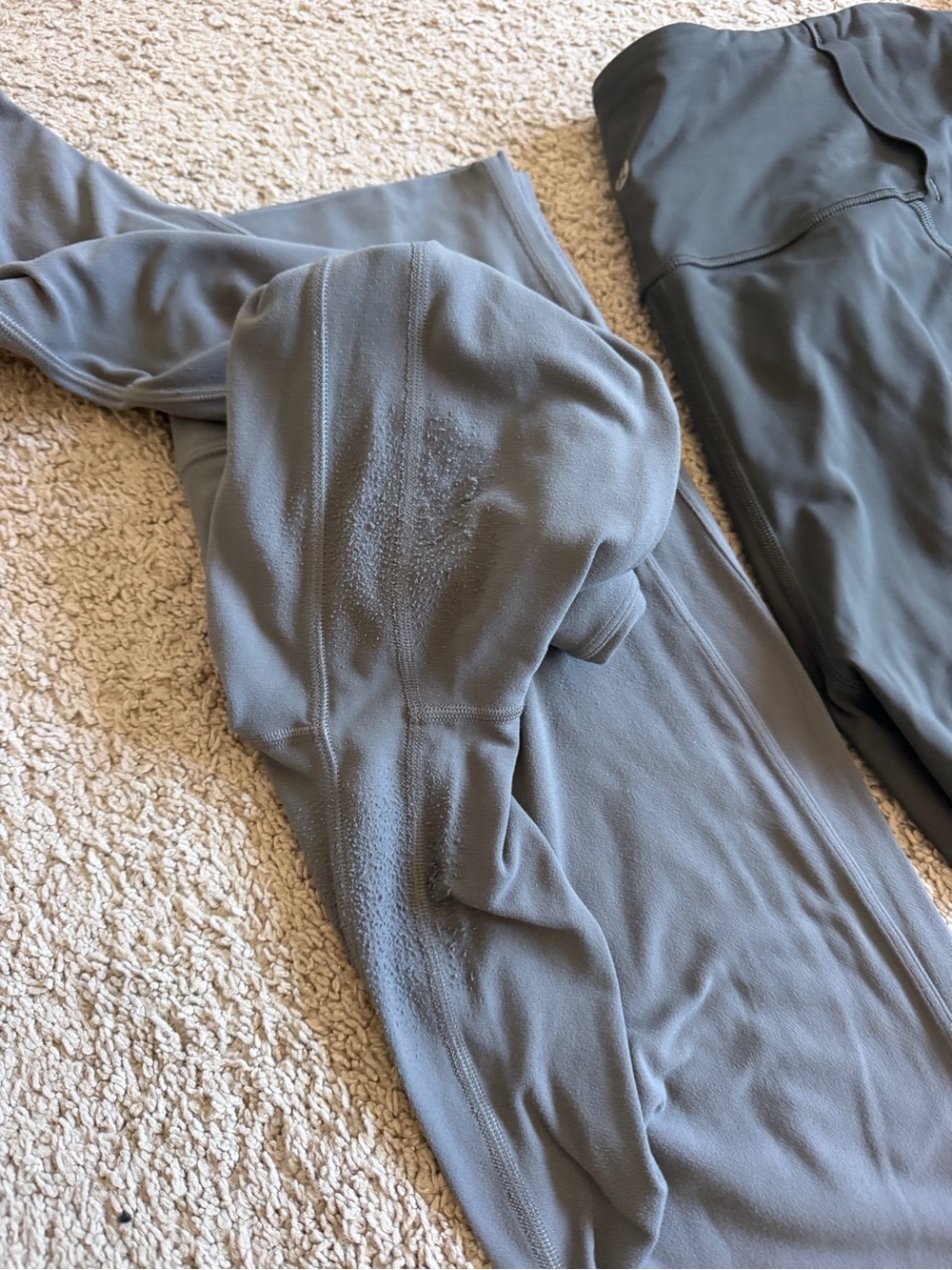 GUC Lululemon Leggings size 10 - Picture 2 of 10